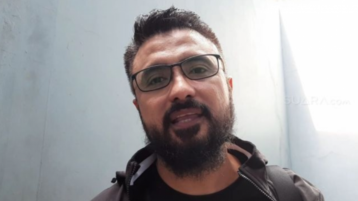 Rizal Djibran dilaporkan karena penyimpangan seksual jorok oleh istrinya, Sarah. [[Suara.com/Yuliani]]