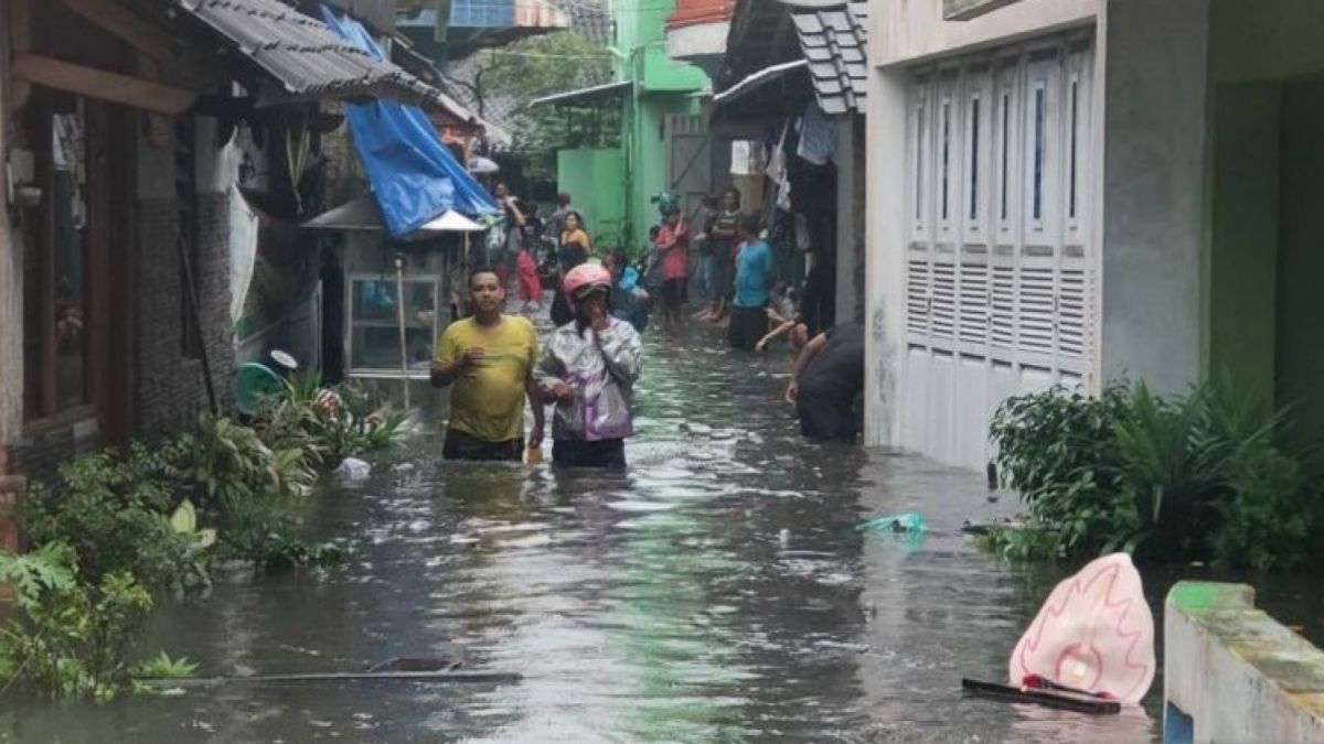 Banjir di Kelurahan Jagalan Solo, Kamis [16/2/2023]. [Antara]