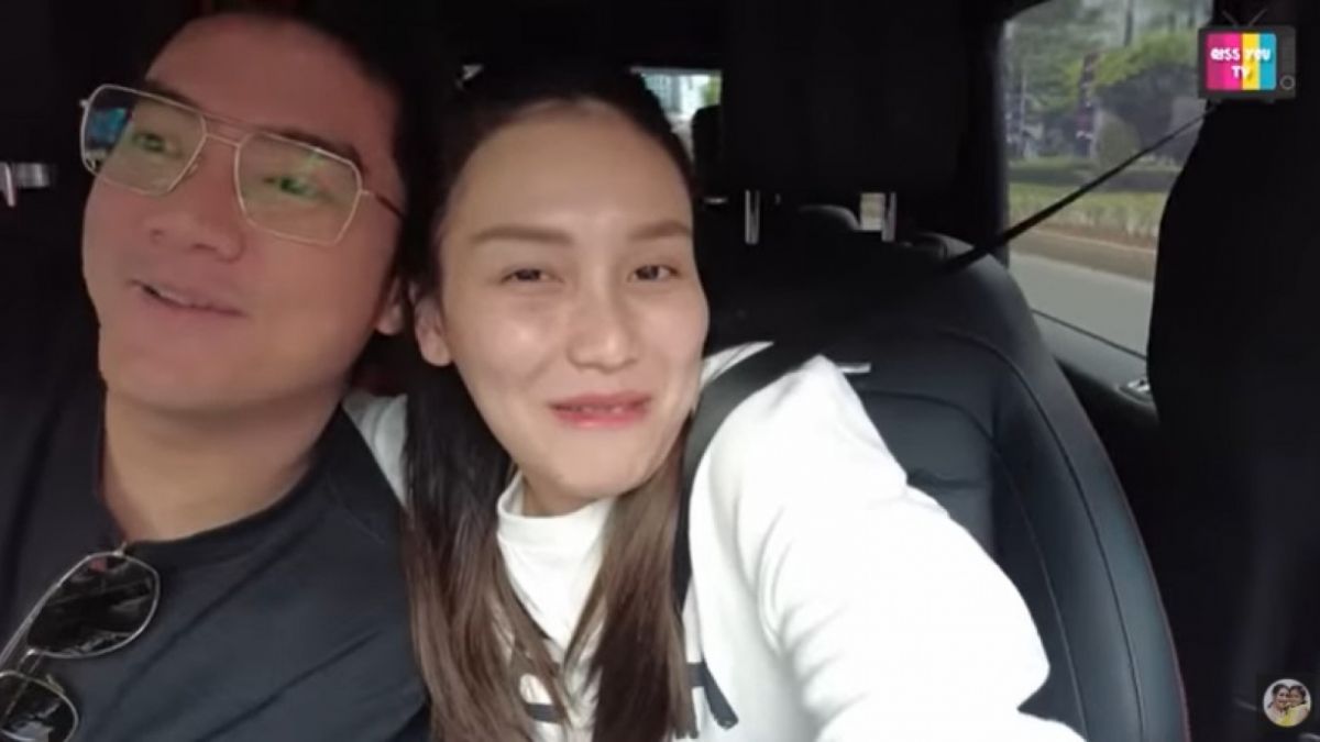 Boy William dan Ayu Ting Ting [(YouTube/Qiss You TV)]