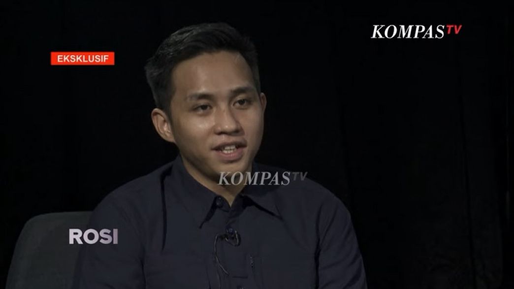 Richard Eliezer saat diwawancara stasiun televisi swasta [(YouTube/KompasTV)]