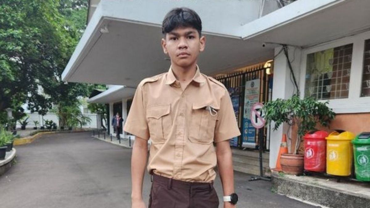 Cristalino David Ozora Latumahina [Twitter @seeksixsuck]