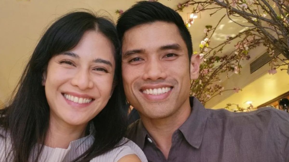 Dian Sastro dan Maulana Indraguna Sutowo [(Instagram/@therealdisastr)]