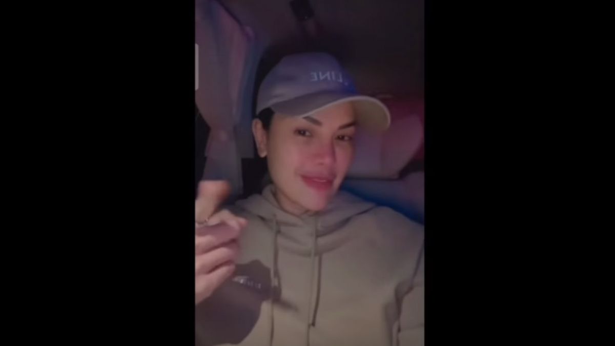 Postingan Nikita Mirzani [(Instagram/@lambe__danu)]