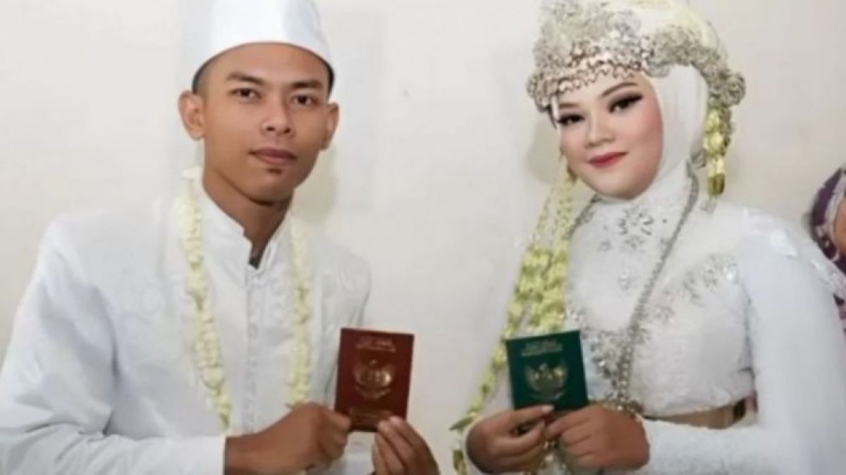 Fahmi Husaeni dan Anggi Anggraeni di hari pernikahan [[TikTok]]