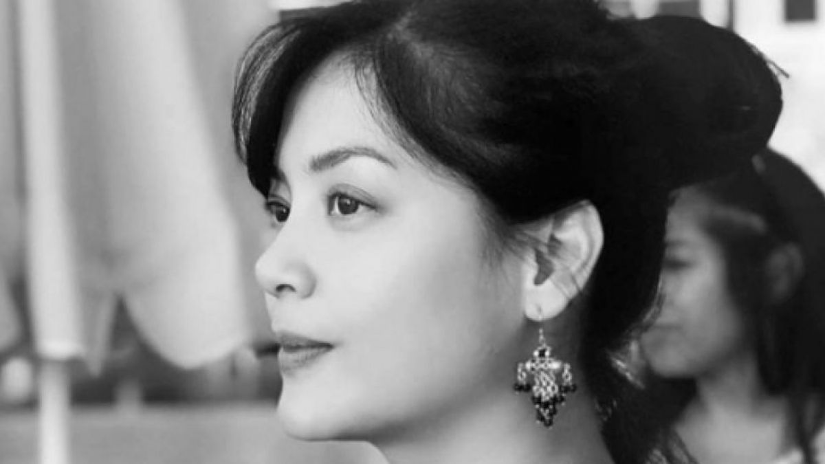 Lulu Tobing, kelahiran CIlacap 21 November 1977 [[Instagram/lutob]]