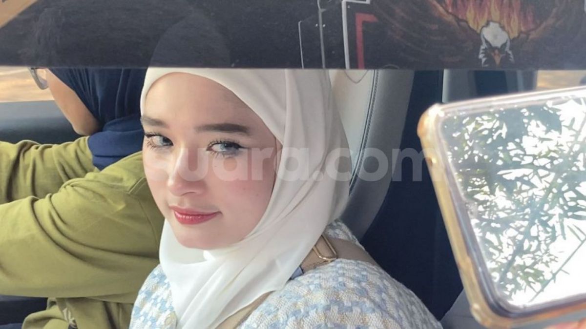 Inara Rusli [[Suara.com/Adiyoga Priyambodo].]