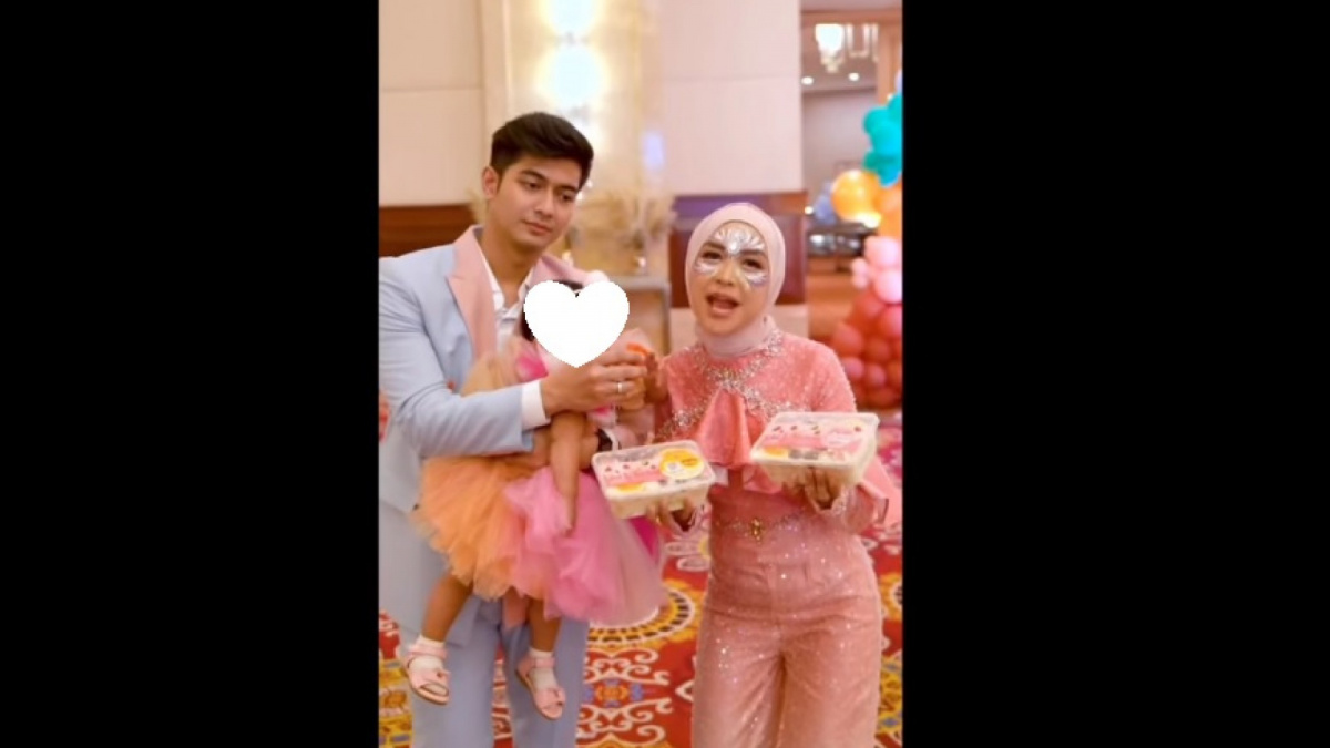 Postingan ini bikin Ria Ricis dikira hamil sama warganet [(Instagram/@lambe__danu)]