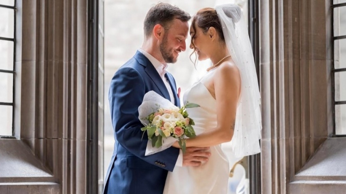 Dewi Rezer dan Ethan Alamark dalam peresmian pernikahan (11/7/2023) di Toronto, Kanada [[screenshot Instagram]]