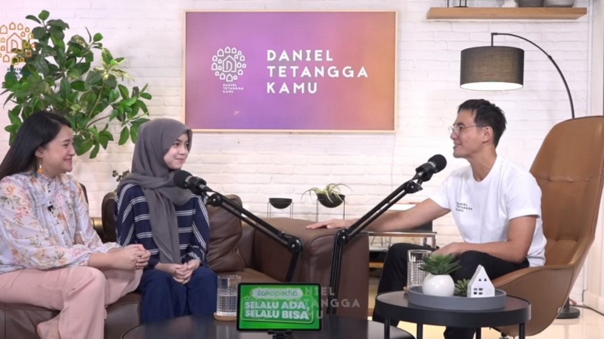 Marshanda dan Sienna di podcast Daniel Mananta [(YouTube/Daniel Mananta Network)]