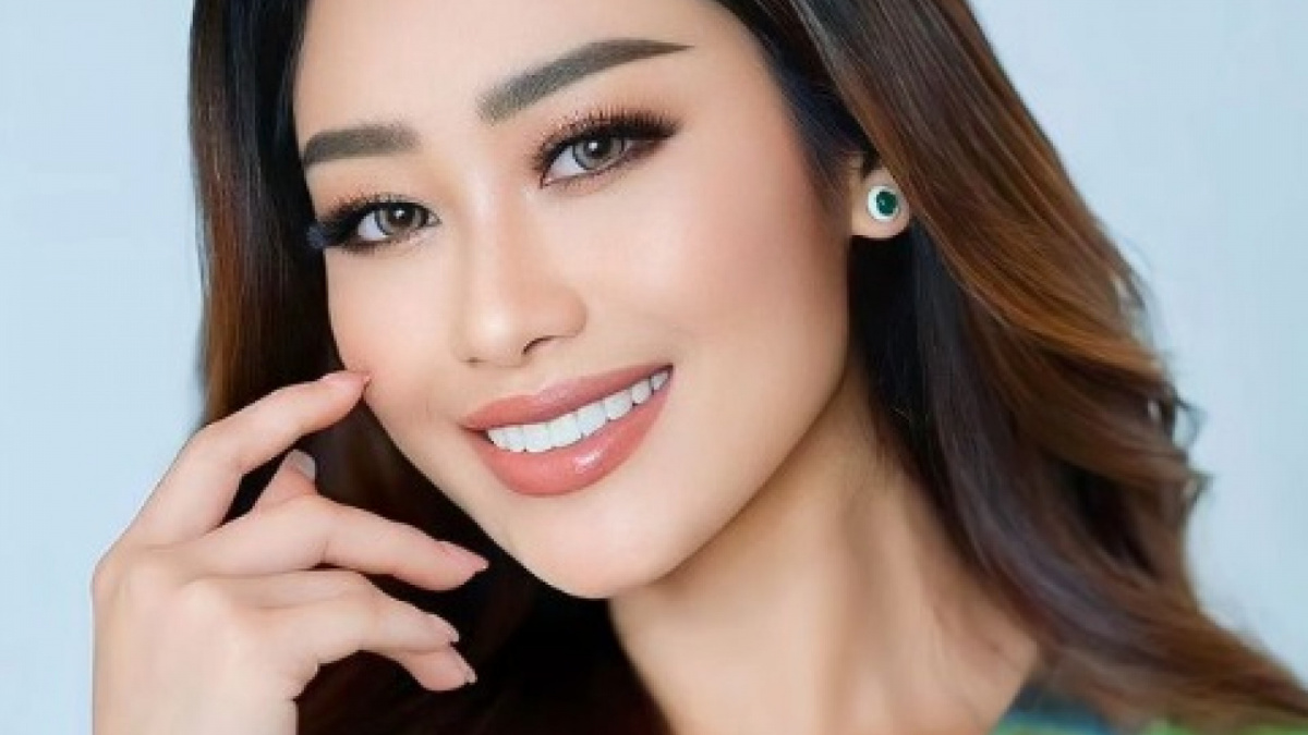 Poppy Capella, Direktur Nasional Miss Universe Indonesia [(Instagram)]