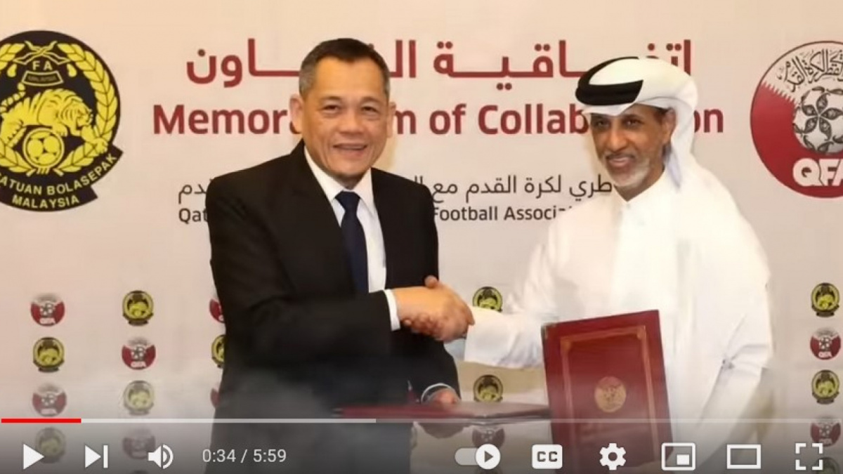 Cuplikan video tentang kerja sama FAM dan QFA ini telah disalahgunakan pembuat video yang menyatakan FAM bergabung dengan EAFF [[screenshot YouTube]]