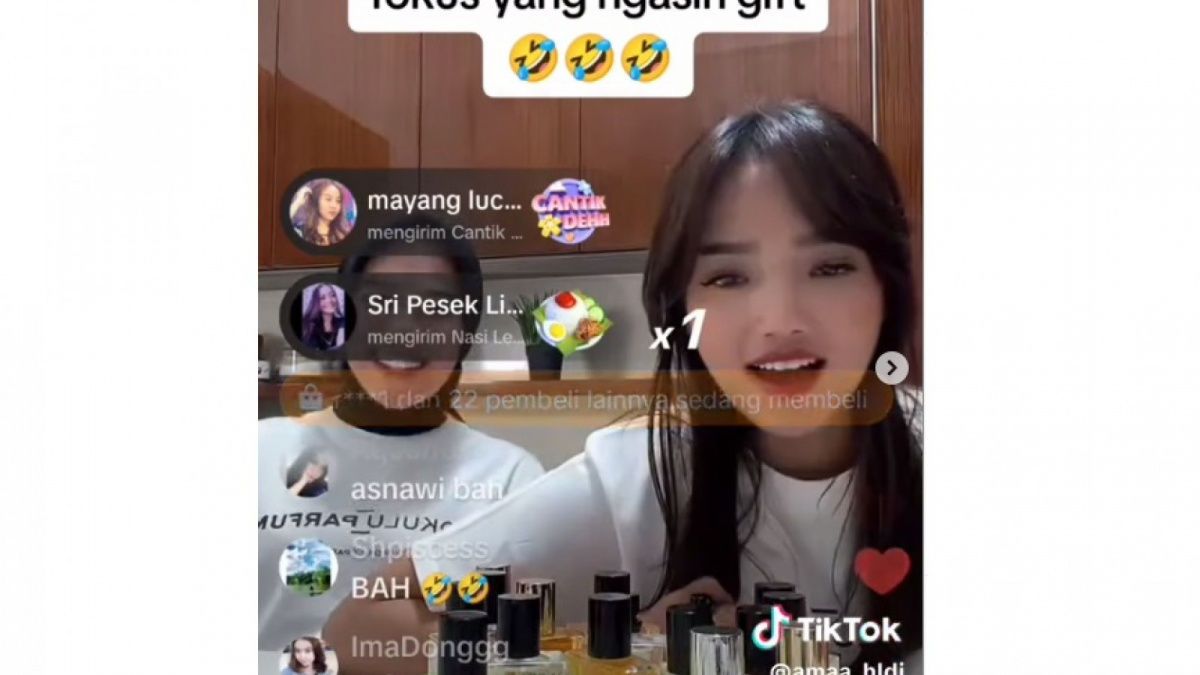 Mayang balikin sawer gift ke Fuji [(Instagram/@lambe__danu)]