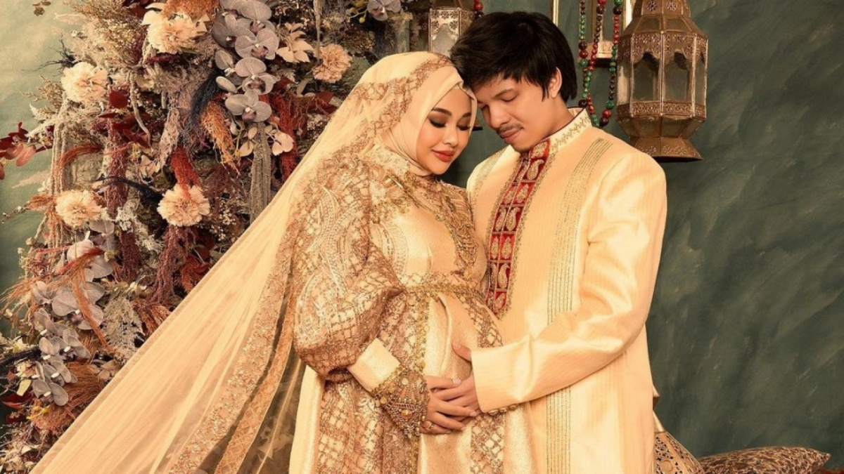 Aurel Hermansyah sudah berpikir untuk hamil lagi demi memperoleh anak lelaki saat merayakan tujuh bulan kehamilannya yang kedua pada 10 September kemarin. [[Rio Motret/Instagram]]