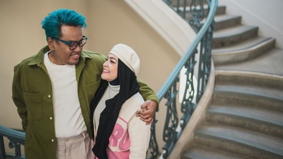 Uya Kuya dan Astrid Kuya, sang istri [(Instagram/@king_uyakuya)]