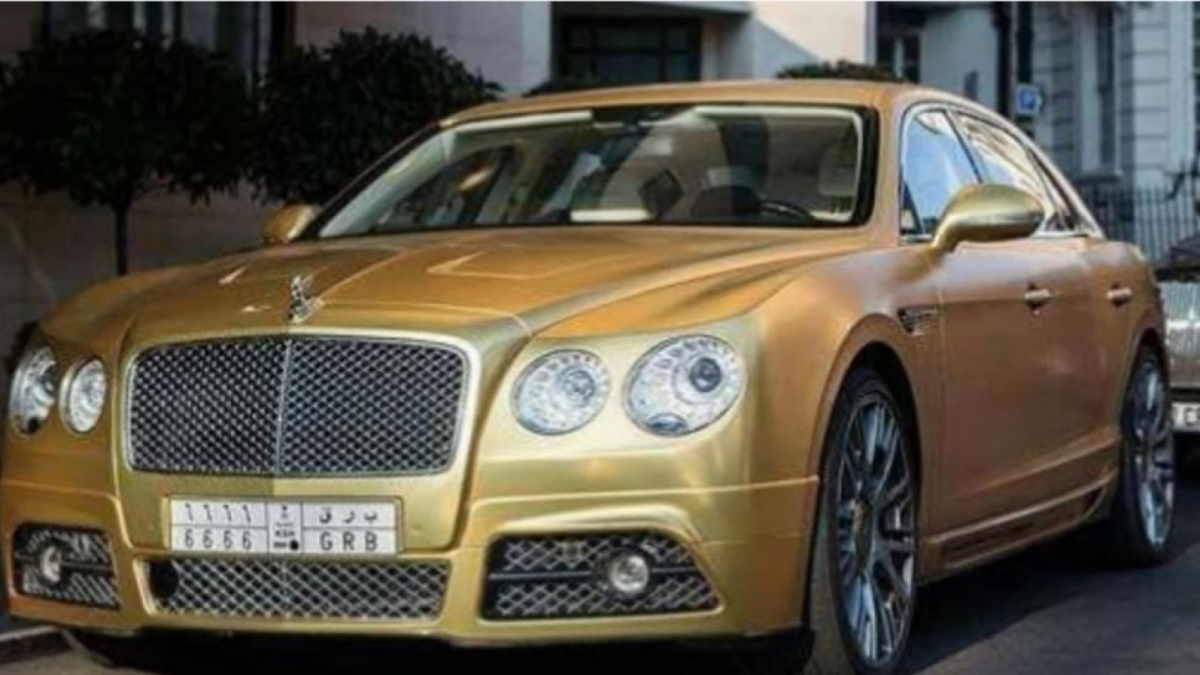 Bentley Continental Flying Spur milik Pangeran Saudi, Mohammed bin Salman [(Youtube)]