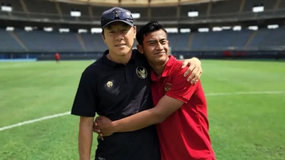 Coach Shin Tae-yong bersama Pratama Arhan [[Instagram].]