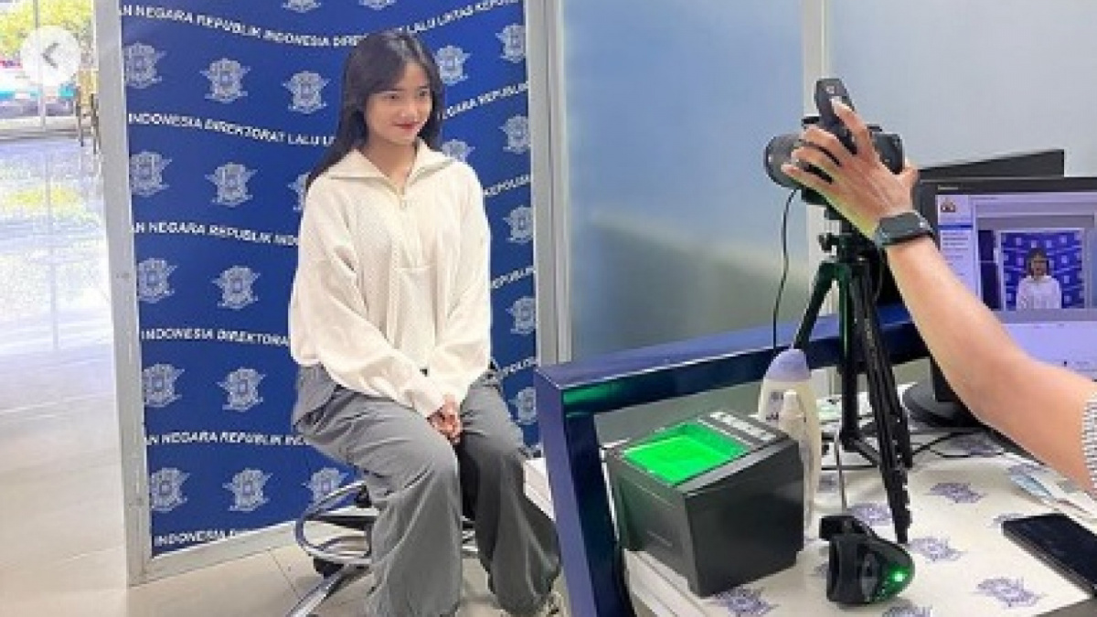 Postingan Fuji [(Instagram)]