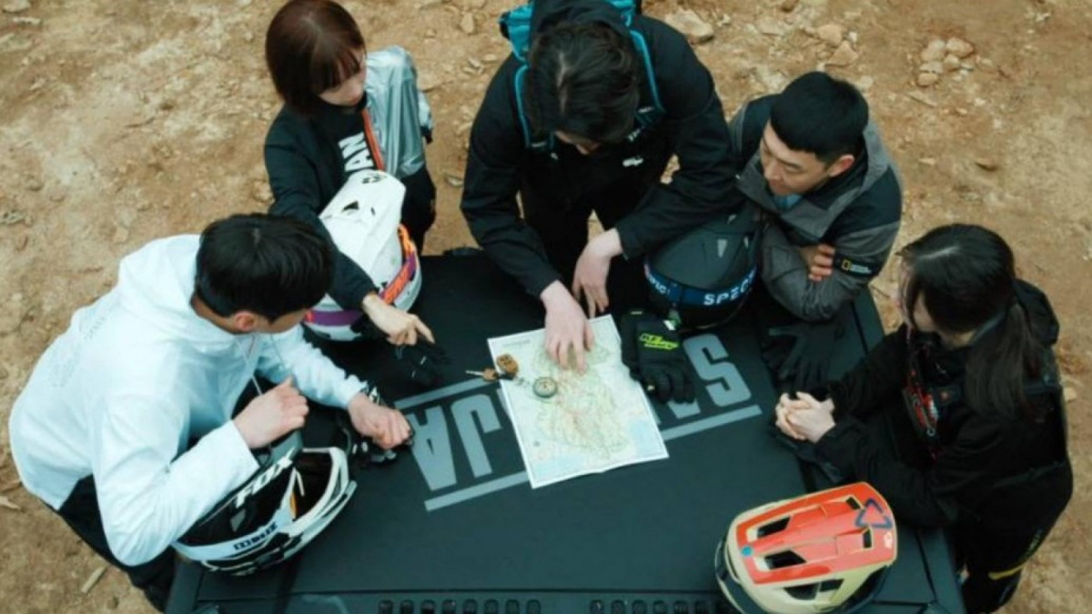 Film Mount Chiak. [[IMDB]]