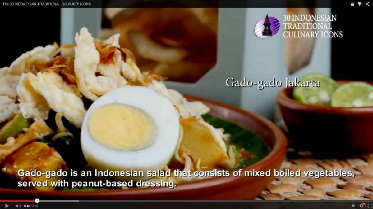 Gado-gado kesukaan Sandy Walsh [Kemenparekraf/YouTube screenshot]