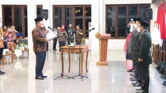 Gubernur Arinal Lantik Sumpah Pimpinan Badan Amil Zakat Nasional (Baznas) Provinsi Lampung Periode 2022-2027