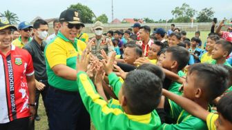 Buka FORSGI Lampung , Gubernur Arinal Harapkan Lahir Talenta Muda Bidang Sepakbola