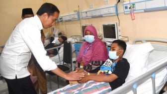 Presiden Jokowi Kunjungi Korban Tragedi Kanjuruhan,129 Keluarga Korban Dapat Santunan