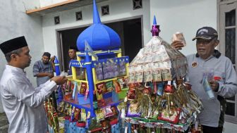 Pawai Kembang Telur dan Ornamen Islami Meriahkan Maulid Nabi Muhammad SAW di Lampung