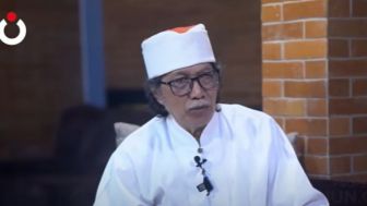 Dirawat Karena Pendarahan Otak, Cak Nun Sudah Sadarkan Diri