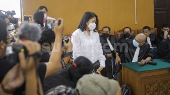 'Bebaskan Saja!' Pengacara Yosua Hutabarat Muntab Putri Candrawathi Cuma Dituntut 8 Tahun Penjara