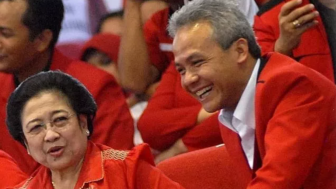 Megawati Resmi Tunjuk Ganjar Pranowo Sebagai Bakal Calon Presiden 2024 dari PDI P