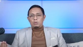 Anies Sudah Kantongi Tiket Pilpres 2024, Apa Kabar Taruhan Alphard Hasan Nasbi?