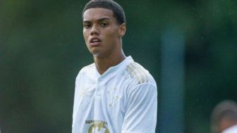 Ronaldinho, Mantan Pemain Barcelona FC Umumkan Anaknya, Joao Mendes Bergabung di Tim Sama