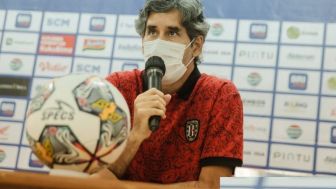 Teco Bantah Cap Persib Sebagai Anak Kecil Karena Belum Pernah Menang atas Bali United