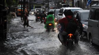 Hujan Sepagian, Ini Daftar 10 Ruas Jalan di Jakarta yang Tergenang Air