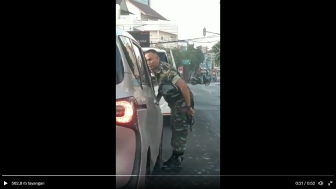 Viral Oknum TNI Bentak-bentak Pengemudi Mobil, Ancam Pakai Senjata Tajam