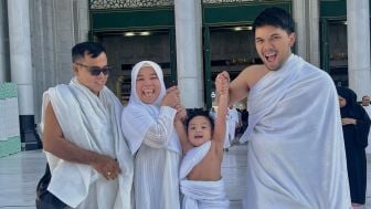 Bertemu Thariq saat Umrah, Orang Tua Fuji Full Senyum Bikin Warganet Senggol Gen Halilintar