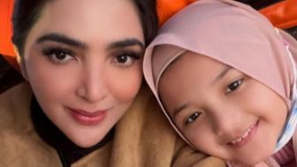 Masya Allah! Arsy Hermansyah Nangis Haru saat Ikut Pesantren Kilat, Tuai Pujian Warganet: Hatinya Lembut Banget