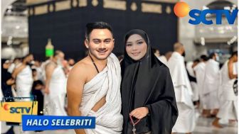 CEK FAKTA: King Nassar Umroh Bareng Selfi Yamma dan Berharap Bisa Menikah Tahun Ini