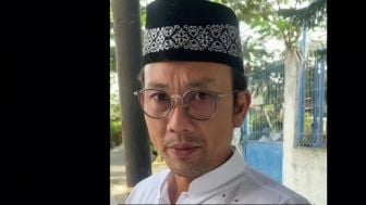 Murka Denny Sumargo kala DJ Verny Hasan Tantang Tes DNA Ulang: Nama Saya dan Mama Sudah Hancur!