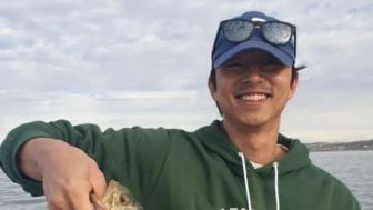 Gong Yoo Liburan di Bali, Pamer Otot Bikin Imajinasi Liar Netizen