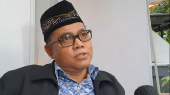 Mantan Karyawan 10 Kali Main ke Rumah Fuji, Haji Faisal Curiga