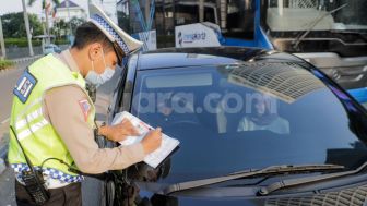 Hadirkan Tilang Manual, Ini Alasan Polisi Berlakukan Kembali untuk Para Pengguna Jalan Raya