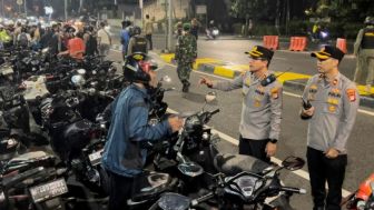 Jelang Akhir Pekan, Polisi Terbitkan Surat Tilang untuk 40 Unit Motor Balap Liar di Jalan Layang Non Tol Kuningan-Tebet