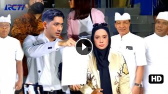 CEK FAKTA: Lepas Hijab, Arya Saloka Minta Putri Anne Tobat dan Ucapkan Sumpah Setia Agama