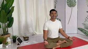 Jadi Praktisi Yoga dan Agamanya Dikepoin, Ini Jawaban Anjasmara