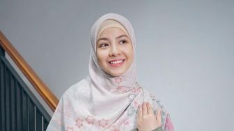 Usai Dicerai Desta, Natasha Rizky Ungkap Sedang Susah Payah Istikamah Tutup Aurat: Lagi Berdarah-darah...