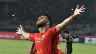 Kabar Buruk Jakmania: Marko Simic Pulang ke Serbia, Bakal Absen Panjang dari Persija