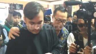 Rendy Kjaernett Ungkap Kronologi Terjadinya Kecelakaan, Lady Nayoan Belum Bisa Keluar Rumah Sakit