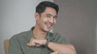 Raffi Ahmad Minta Arya Saloka Bawa Amanda Manopo Main ke Andara, Apakah Benar?