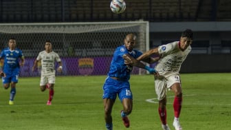 Persib vs Bali United Berakhir Imbang di Debut Bojan Hodak